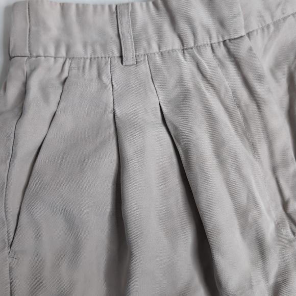 DYNAMITE Pleated Bermuda Boy Shorts, Size XS, classic stone beige - Picture 3 of 9